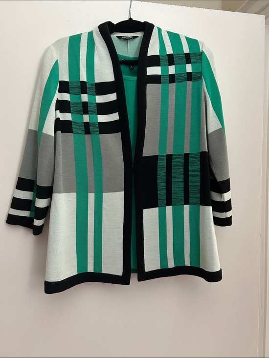 Misook Jackets & Blazers - Black and Green Jacket